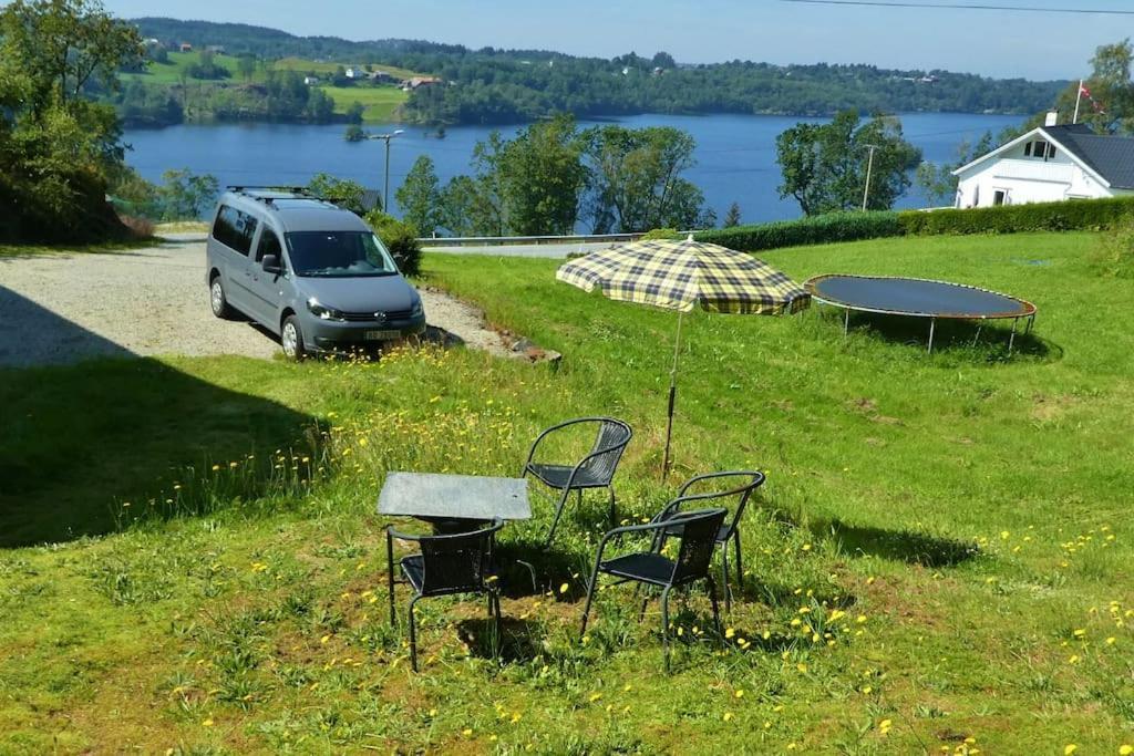 Topfloor Apartment Separate Entranc Nice View Stord Fitjar Kültér fotó