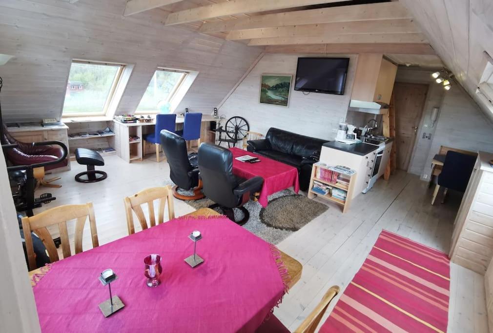 Topfloor Apartment Separate Entranc Nice View Stord Fitjar Kültér fotó
